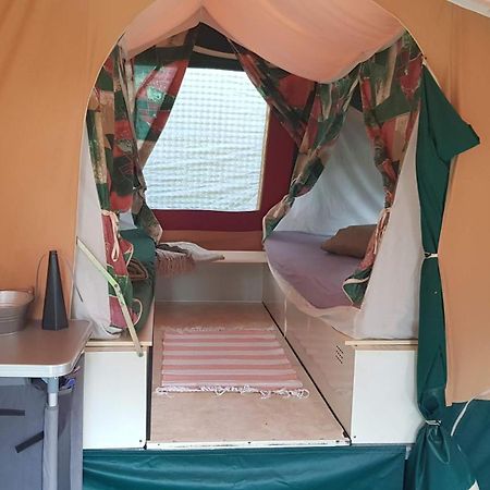 Basic Ingerichte Vouwwagen Op Camping Westenenk, Wijster מראה חיצוני תמונה